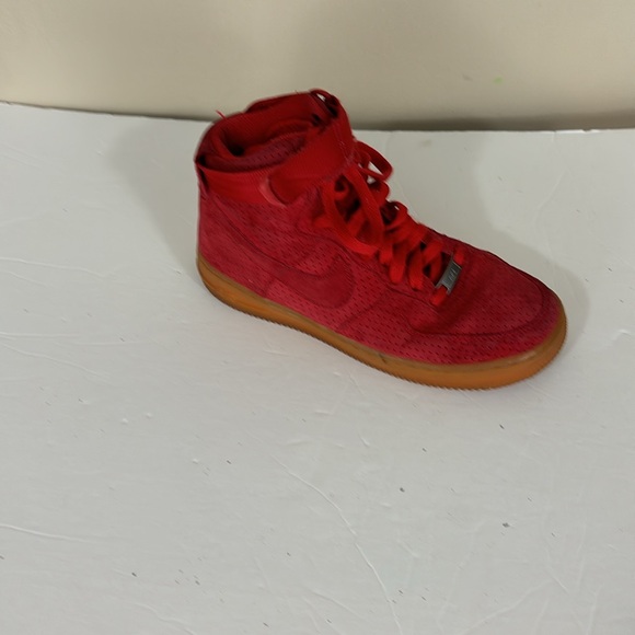 Nike Air Force 1 One High Suede University Red Size 7.5 749266-601 - Picture 1 of 16
